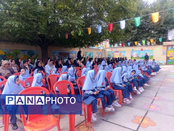 جشن غنچه‌های  کودکستان مهر و ماه آشخانه 