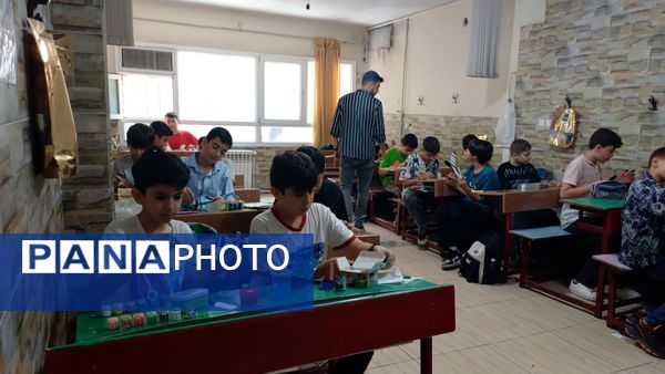 مدرسه راهی برای آینده روشن
