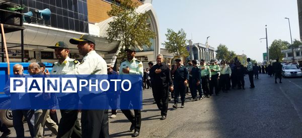 راهپیمایی عزاداران قائمشهری در سالروز رحلت رسول اکرم (ص) و امام حسن مجتبی (ع)
