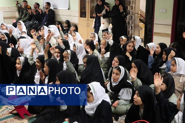  گرامیداشت شهادت حضرت زهرا در دبستان ناصر تبرا 