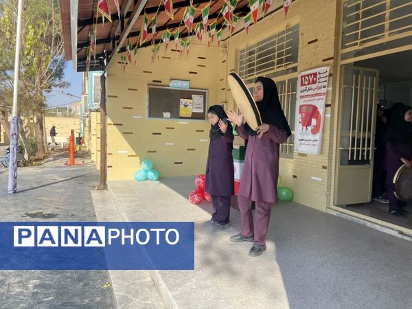برگزاری جشن باستانی یلدا در دبیرستان دخترانه ابویی‌نژاد