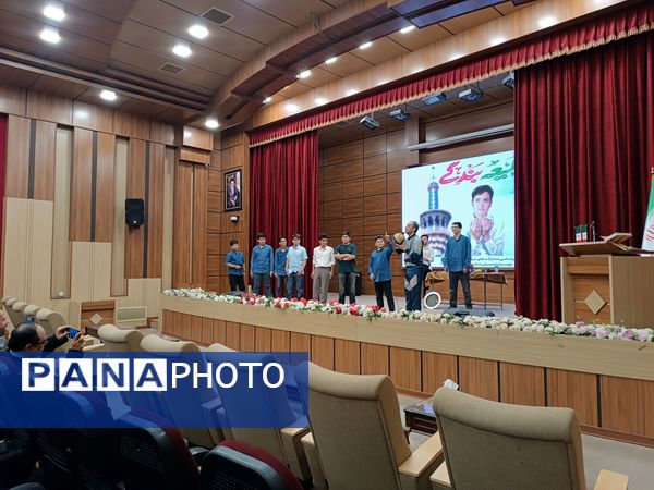 برگزاری مراسم طلیعه بندگی ، جشن تکلیف پسران ملاردی در اردوگاه شهید محمد منتظری