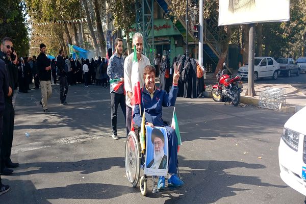 دانش‌آموزان امروز ادامه‌دهنده راه دانش‌آموزان شهید هستند