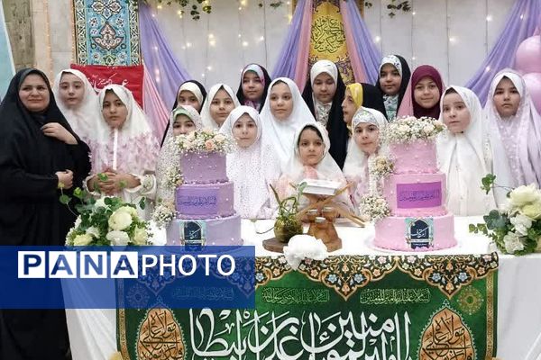 بازدید معاون پرورشی و تربیت بدنی ناحیه دو شهرری از مراسم اعتکاف دانش آموزی 