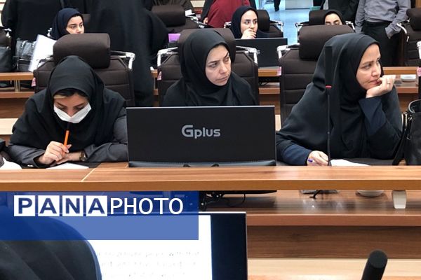 برگزاری کارگاه آموزشی با موضوع جهاد تبیین در ناحیه دو شهرری 