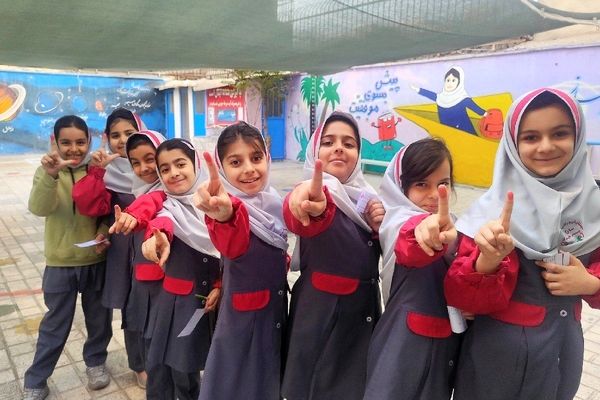 انتخابات شورای دانش‌آموزی در تمام مدارس شهرستان ملارد 