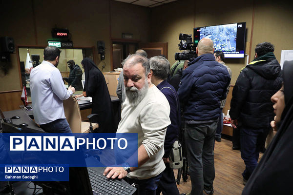 افتتاحیه رادیو مقاومت