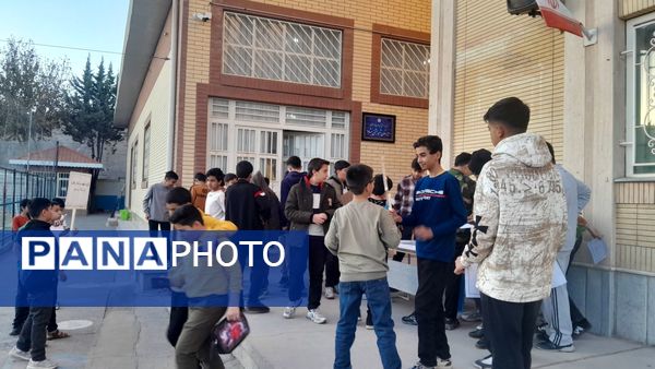 برپایی اردوی شبانه مقاومت در دبیرستان شهید بهشتی