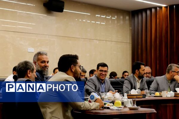 نشست خبری اتاق بازرگانی استان قم
