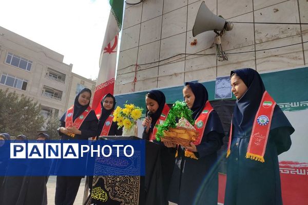 شور وشوق دانش‌آموزان در برنامه صبحگاهی مدرسه مریم بهارستان دو