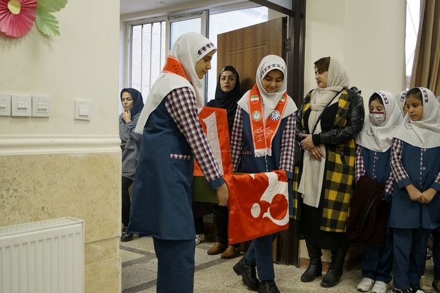 عطر حسینی در مدرسه شهدای ۱۵خرداد قرچک 