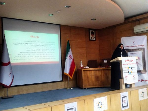 اجرای طرح هر محله یک خادم هلال در تویسرکان