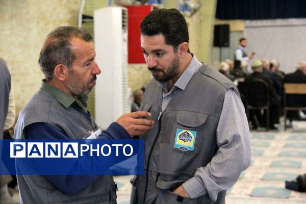 تقدیر از مدیران و فعالان پیشگیری از آسیب‌های اجتماعی شهرک امید صفادشت در نماز جمعه