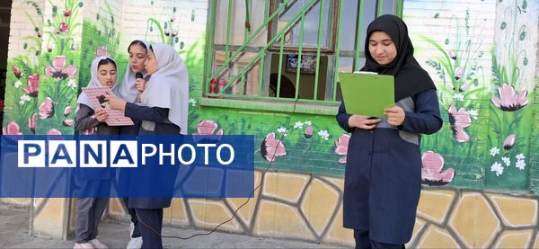 جشن روز معلم در دبستان نیایش ۲