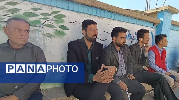 برگزاری مانور پدافند غیر عامل در دبیرستان الزهرا دیشموک 