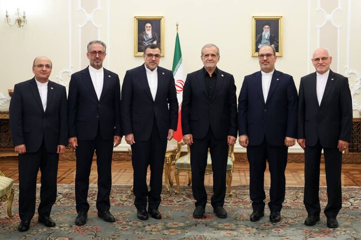 دیدار سفرای جدید ایران با رئیسجمهور پزشکیان