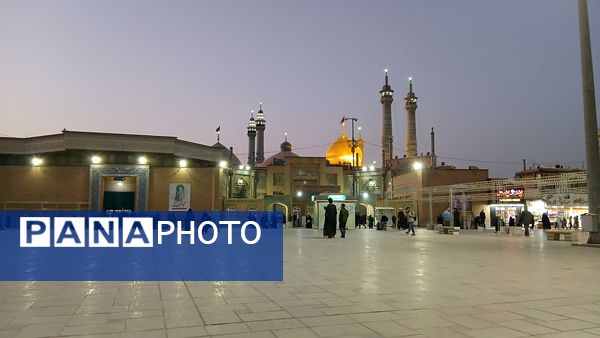 اعزام تیم اردویی دانش‌آموزان برگزیده نمونه دولتی معلم ساوجبلاغ به حرم مطهر حضرت معصومه (س) در قم 