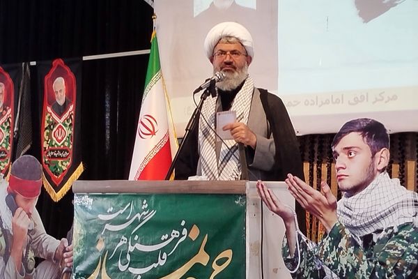 باید ضرورت مقابله با گرانی و روحیه بسیجی در جامعه تقویت شود 