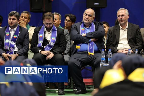 جشن سپاس معلم و سالروز تاسیس سازمان دانش‌آموزی در آذربایجان غربی