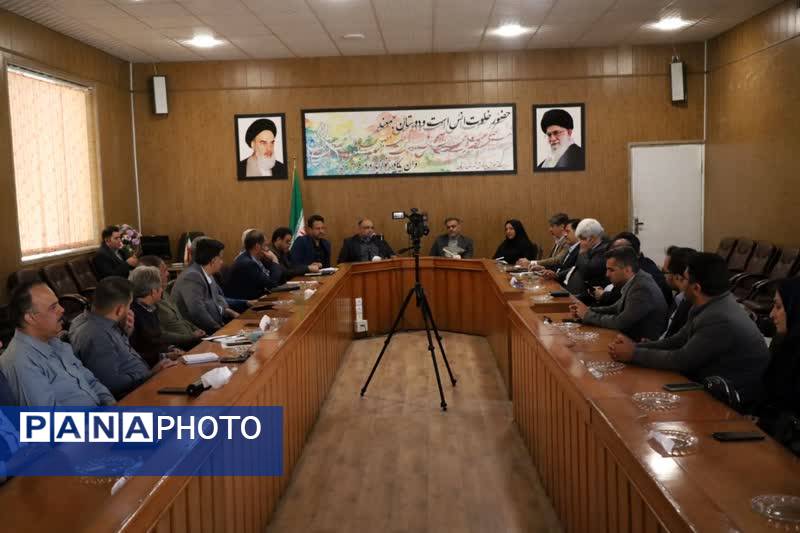 ساخت اردوگاه تربیتی دانش‌آموزی شهر زرقان اولویت مدیرکل آموزش و پرورش استان فارس