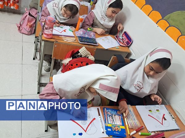 روز درختکاری متفاوت در دبستان ارمغان هستی ناحیه 3 کرج