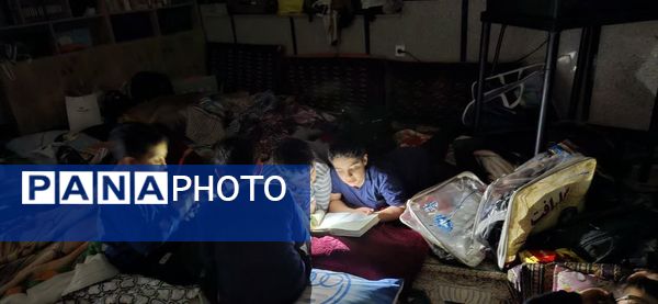 سحرگاه دانش‌آموزان معتکف 