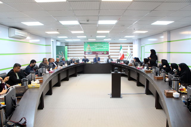 نشست خبری مدیر بانک قرض الحسنه مهر ایران یزد