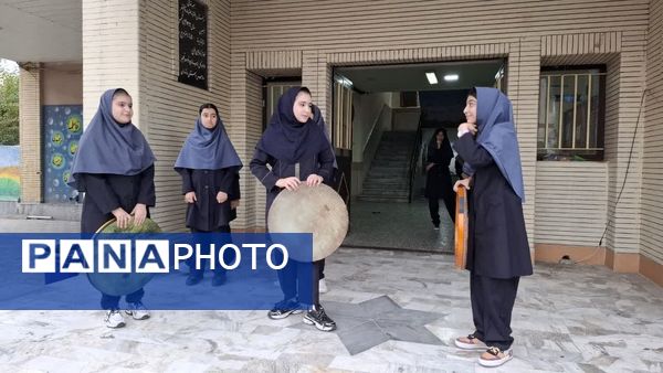 جشن روز جهانی دختر در دبیرستان بهار آزادی قائمشهر