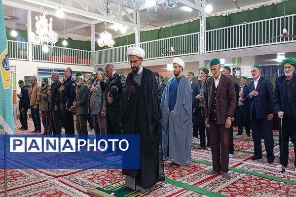 اقامه نماز جمعه در شهر بار نیشابور