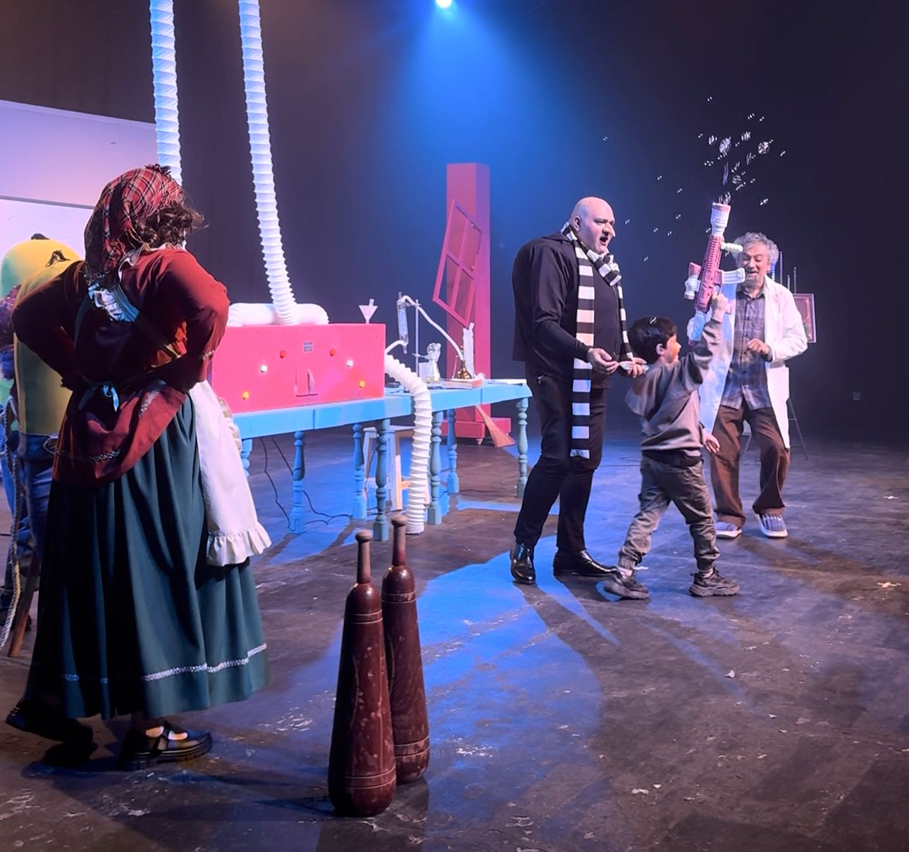 افتتاح نمایش «مینیون‌ها. راز جاودانگی»با حضور کودکان ونوجوانان با نیازهای خاص