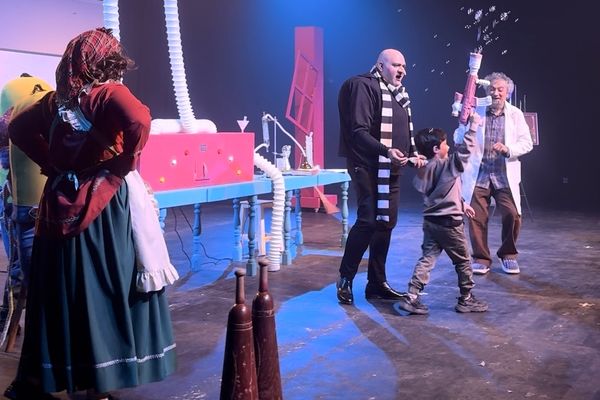 افتتاح نمایش «مینیون‌ها. راز جاودانگی»با حضور کودکان ونوجوانان با نیازهای خاص