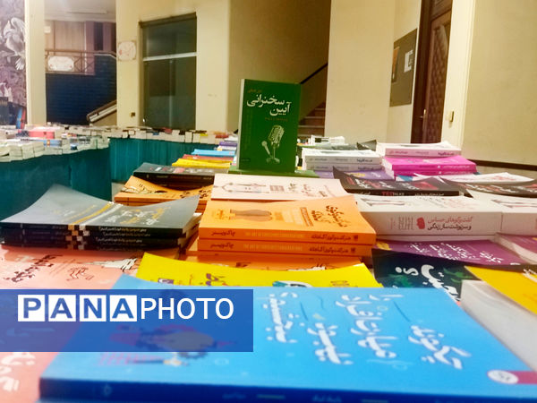 تیغ بی‌توجهی بر پیکر نمایشگاه کتاب