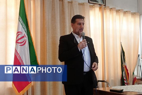 اختتامیه مدرسه انقلاب در پیشوا با تجلیل از برترین‌ها 