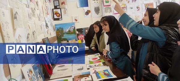 برپایی نمایشگاه نقاشی در مدارس فاطمیه و الزهرا (س) شهرستان شیروان
