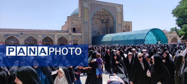 راهپیمایی مردم قزوین در جمعه خشم ونصر 