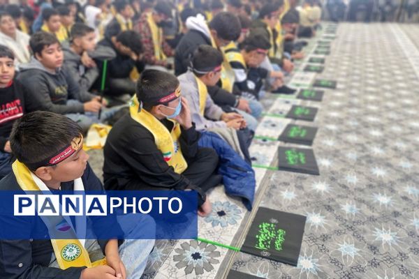 گرامیداشت ایام فاطمیه و هفته بسیج در مدرسه شهید همت؛ ادای احترام به فرهنگ ایثار و معلم شهید احمدرضا کمانی 