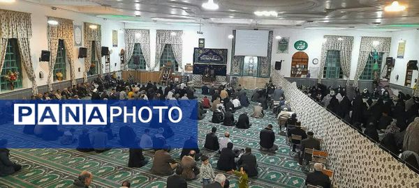 جشن ولادت حضرت فاطمه زهرا (س) در مسجد امام حسین (ع)