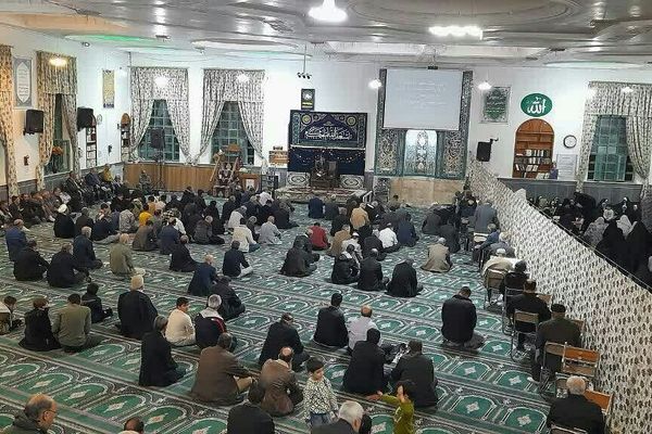 جشن ولادت حضرت فاطمه زهرا (س) در مسجد امام حسین (ع)