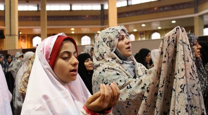 تجلی وحدت و شکرگزاری در نماز عید فطر شهرستان سیروان 