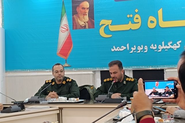 دیدار اصحاب رسانه کهگیلویه و بویراحمد با جانشین جدید سپاه فتح