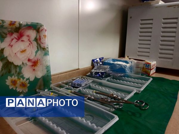 خدمت‌رسانی پزشکان مجرب در قالب «میز خدمت» در مدرسه شهید شهسواری ناحیه 4 کرج 