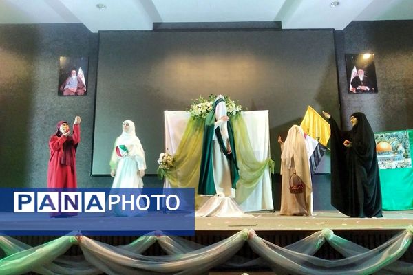 گرامیداشت ایام فاطمیه با اجرای نمایش آفلین در اداره آموزش و پرورش اسلامشهر