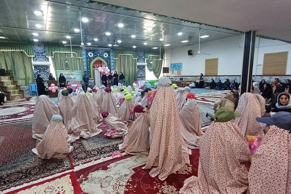جشن تکلیف دانش آموزان دبستان هیأت امنایی ضحی یک