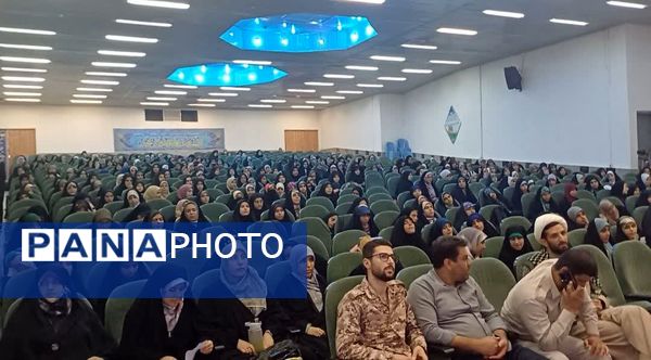 اختتامیه طرح ایرانیوم (طرح ولایت) دختران متوسطه اول در اردوگاه شهید بهشتی اصفهان 