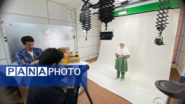 عکاسی از برترین آثار جشنواره ملی طراحی و دوخت لباس دانش‌آموزی