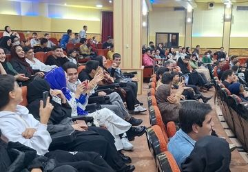 تجلیل از مادران دبیرستان رازی در شیراز