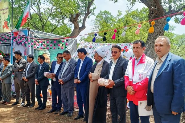 جشن باشکوه بزرگداشت مقام معلم در شهرستان مارگون