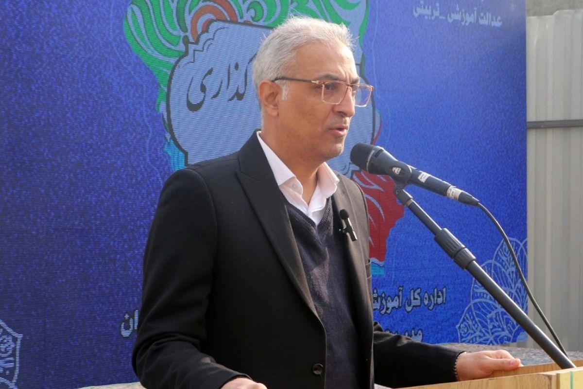 نهضت مدرسه‌سازی پاسخ‌گوی کمبود فضای آموزشی در شهرری خواهد بود