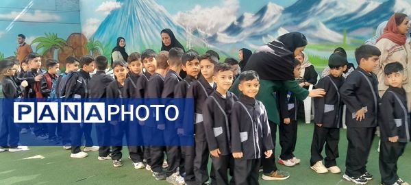 جشن شکوفهها در مدرسه نسل روشن ناحیه 2 کرج