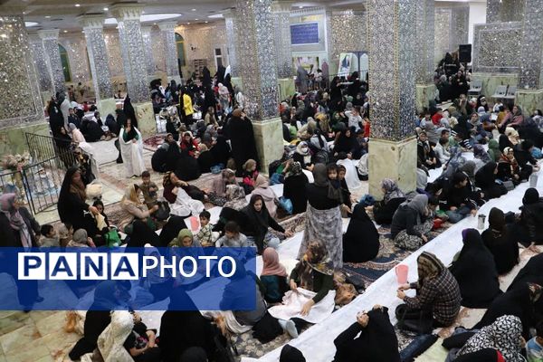 چلچراغ آیه‌ها در آستان بی‌بی سکینه شهرستان ملارد